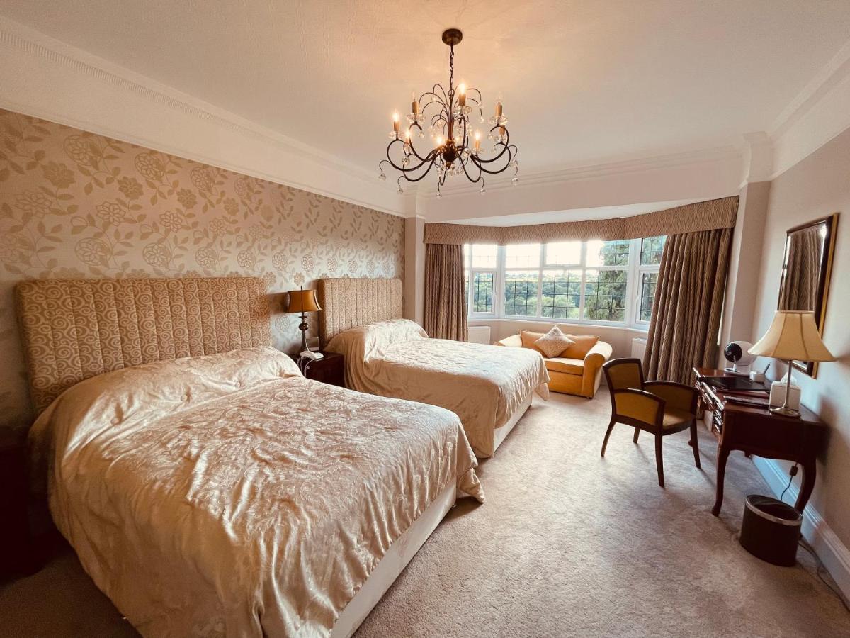 Nuthurst Grange Country House Hotel & Restaurant Солихъл Екстериор снимка