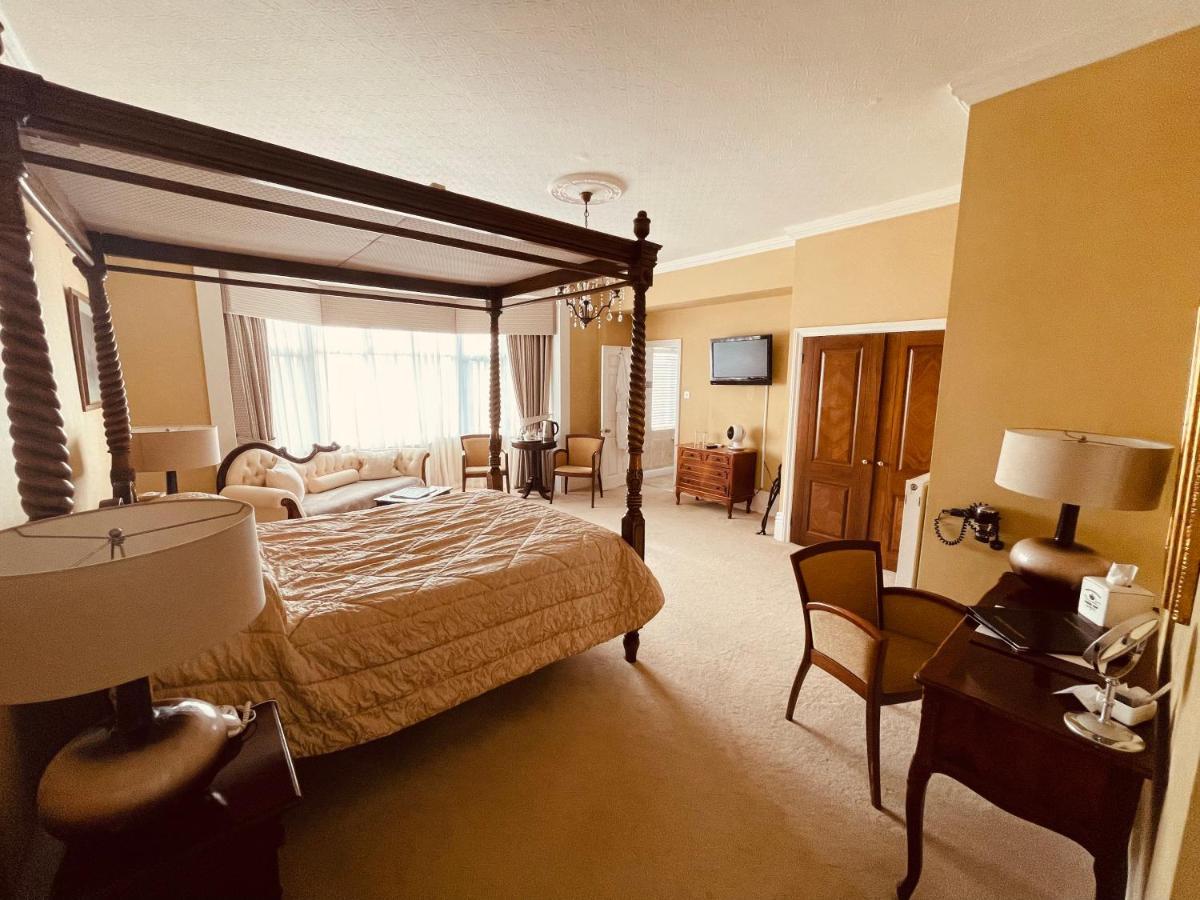 Nuthurst Grange Country House Hotel & Restaurant Солихъл Екстериор снимка