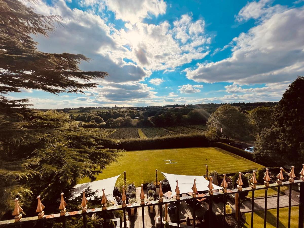 Nuthurst Grange Country House Hotel & Restaurant Солихъл Екстериор снимка