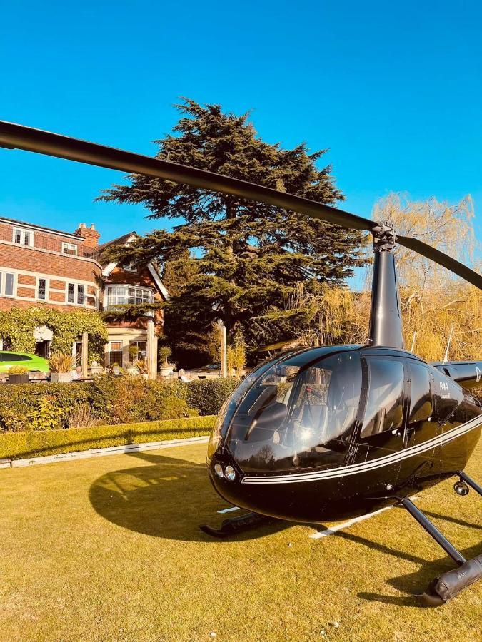 Nuthurst Grange Country House Hotel & Restaurant Солихъл Екстериор снимка