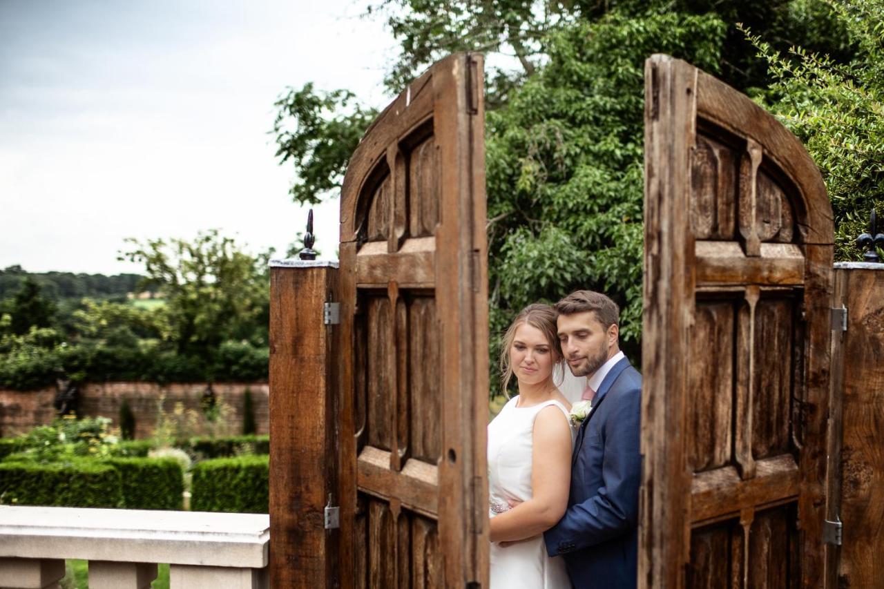 Nuthurst Grange Country House Hotel & Restaurant Солихъл Екстериор снимка
