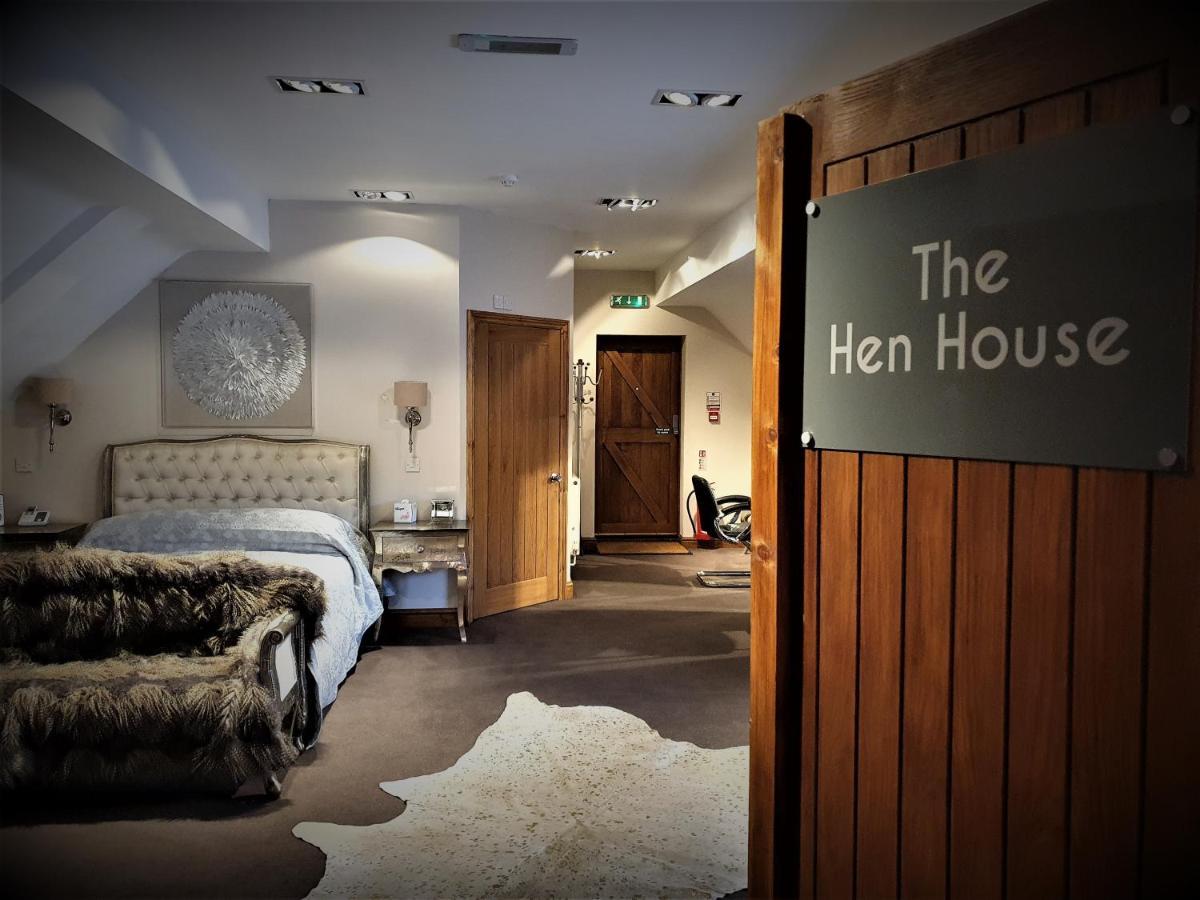 Nuthurst Grange Country House Hotel & Restaurant Солихъл Екстериор снимка